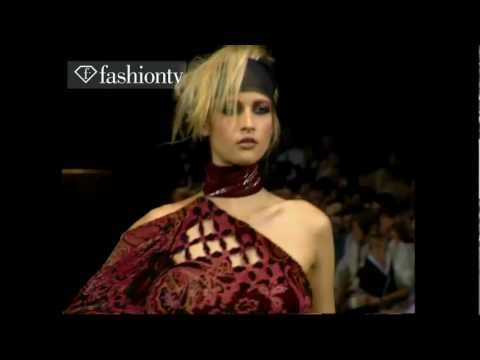 FLASHBACK: Scherrer Fall/Winter 2000-01 Haute Couture Runway Show | Paris Fashion Week | FashionTV