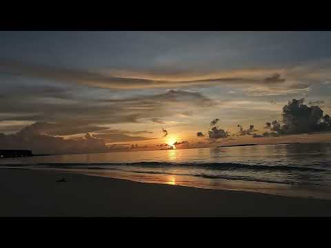 [4K ASMR] PERFECT SUNSET 30 min Ocean Waves, Beach Sunset Maldives.