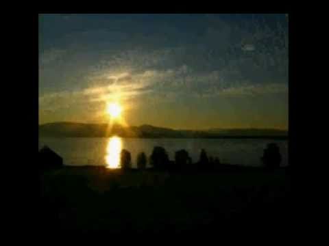 Níl 'na Lá (le Padraigin Ni Uallachain ón CD "A Stor's A Stoirin")