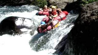 preview picture of video 'Costa Rica Tubing Adventure'