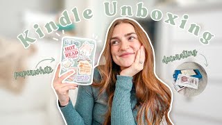 I Got My First Kindle! 💐💖📖 // Unboxing, Setting Up, & Accessories // Kindle Paperwhite