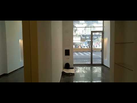 Corso Umberto I - Locale commerciale in ottime condizioni