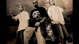 Akwid &amp; Cartel de Santa - Escucha Mamon