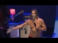 Iggy Pop invites crowd to fill up empty VIP seats [Live at Greek Theatre, Los Angeles - 28-04-2016]