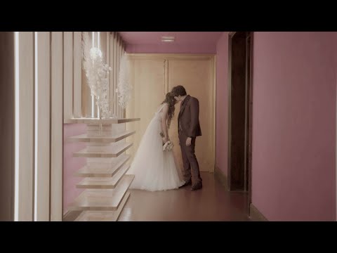 Lionware - Atrapao en el pueblo 💍 (1+1 Videoclip Oficial)