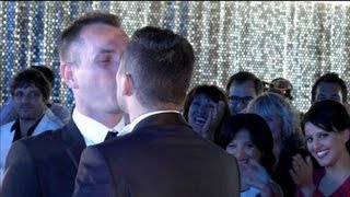 Premier mariage homo: ils se disent "oui" - 29/05