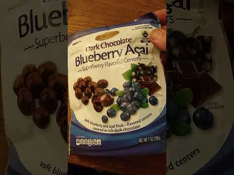 Choceur Dark Chocolate Blueberry Acai Superberry Flavored Centers Review