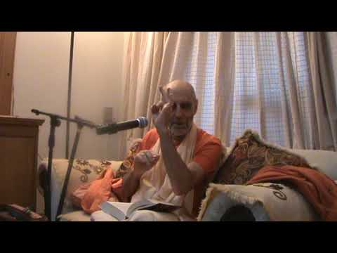 BG 8.21 - HH Hanumatpresaka Swami Maharaja in Santiago. Part 1 of 2