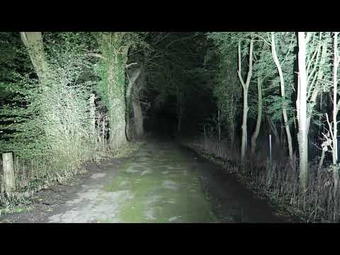 Astrolux EC03 3xXHP50.2 5700k 6700 Lumen - Mateminco MT07 7xXPL-Hi 6500k  7000 Lumen  comparison