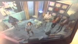 The Pretty Things singing Cry To Me. 1987.