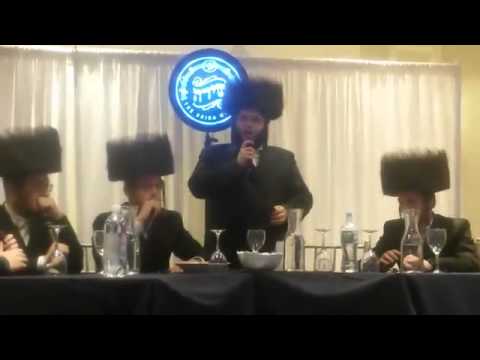 Cantor Yechezkel Brecher with the Shira choir