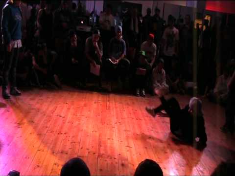 Heroes VS E Femmene - Floor Wars 2010 Roma