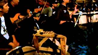 Download lagu emka 9 memetik bintang mp3