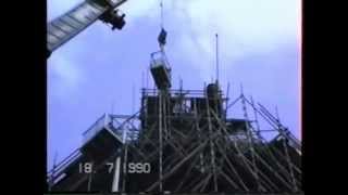 preview picture of video 'GULPEN - 1990: Kruisplaatsing Sint-Petruskerk.'