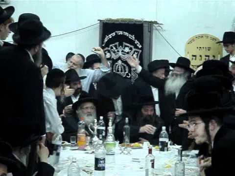 י"ט כסליו אדמו"ר בישטנא פתח תקוה  November 25. 2010