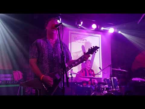 The Vibrators "U2 38" Live at QXT's, Newark, NJ 9/8/19
