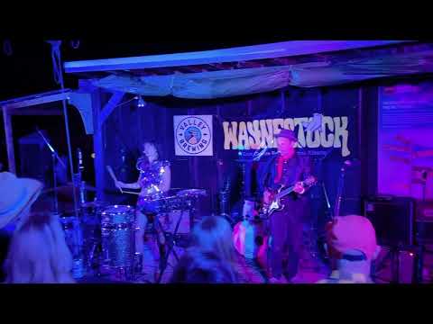 Kitty & The Rooster - Live at WayneStock