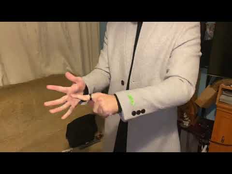 Nest of wallets magic trick