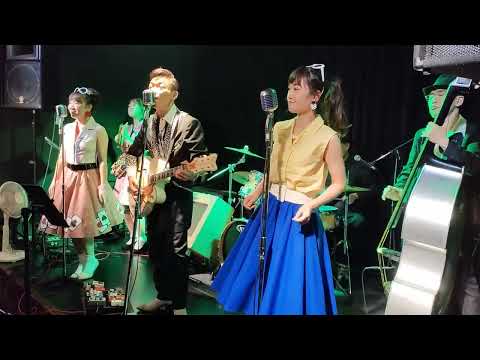 ターキーズ、ラッキーリップス