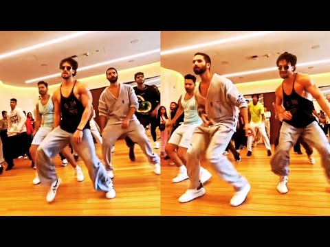 A little sneak peek into our rehearsal dancing varundvn || shahid kapoor dance songs