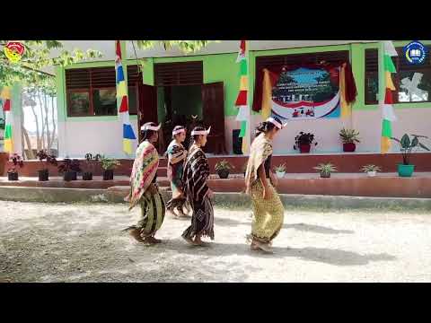 Lomba Tarian Kreasi Antar Kelas SMA Negeri Benlutu