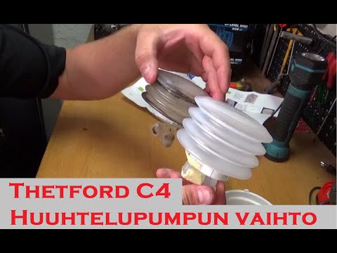 Thetford C4 kasetti-WC:  Huuhtelupumpun vaihto