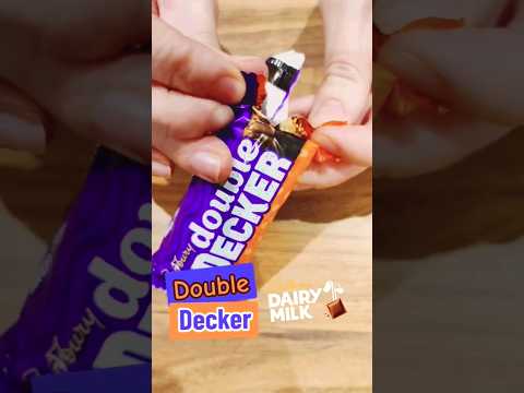 Cadbury Double Decker Chocolate Bar 🍫🇬🇧 #shorts #cadbury #chocolate