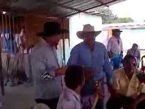 Recio contrapunteo El ruyi ruyi vs.el Marañon.