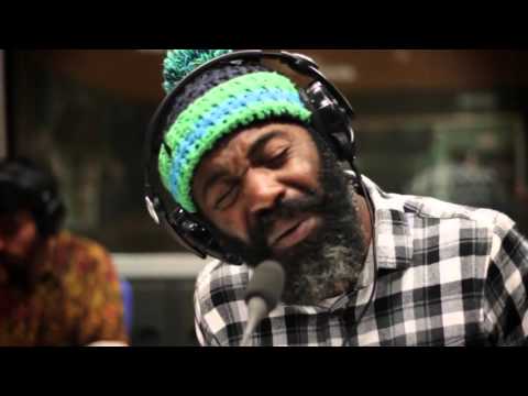 NBC + Sir Scratch - Espelho (Acústico Defusão)