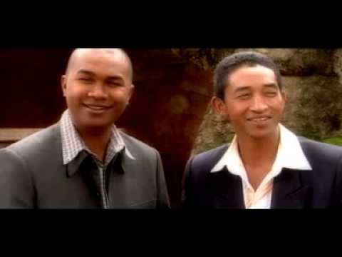 NY AINGA  FIAINAM-BAOVAO