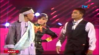 Download lagu Lawak Salleh Yaakob @ Salih Yaacob Nancie Foo Hiburan Minggu Ini mp3