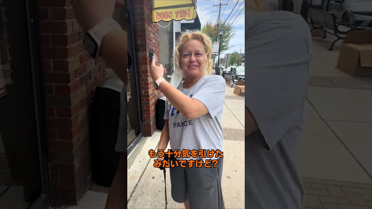 店長に代わって文句を言ってくれる男