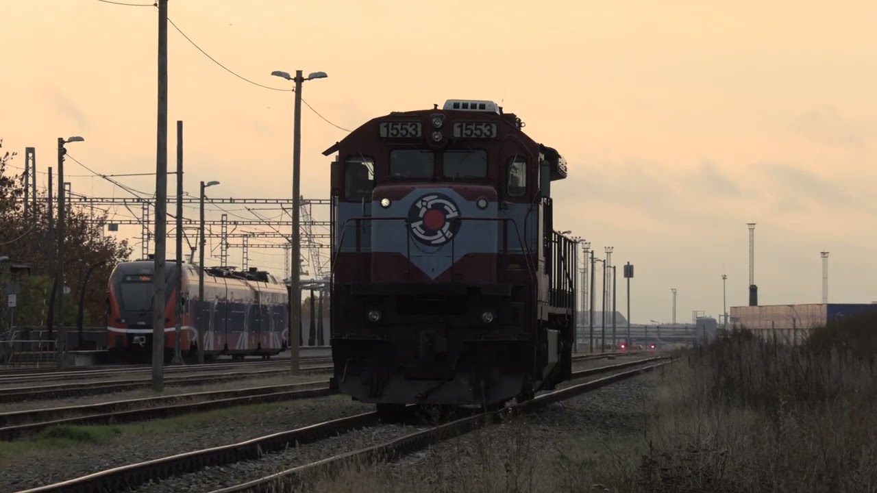 Тeпловоз C36-7i-1553 на ст. Пальдиски / GE C36-7i-1553 at Paldiski station