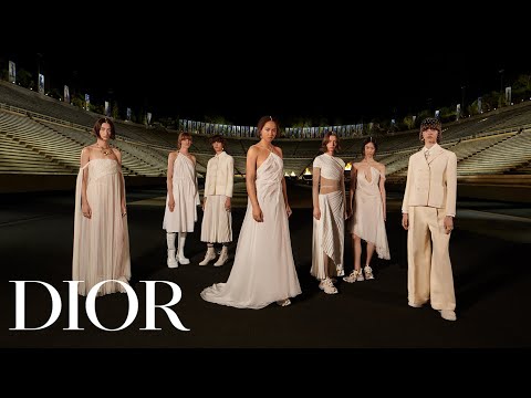 Dior Cruise 2022 Collection thumnail