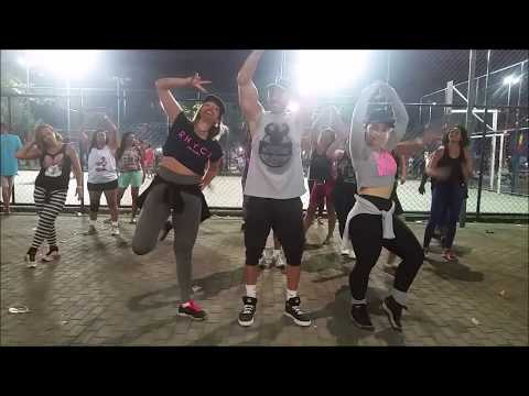 FireHouse - Daddy Yankee ( ZUMBA dancing )