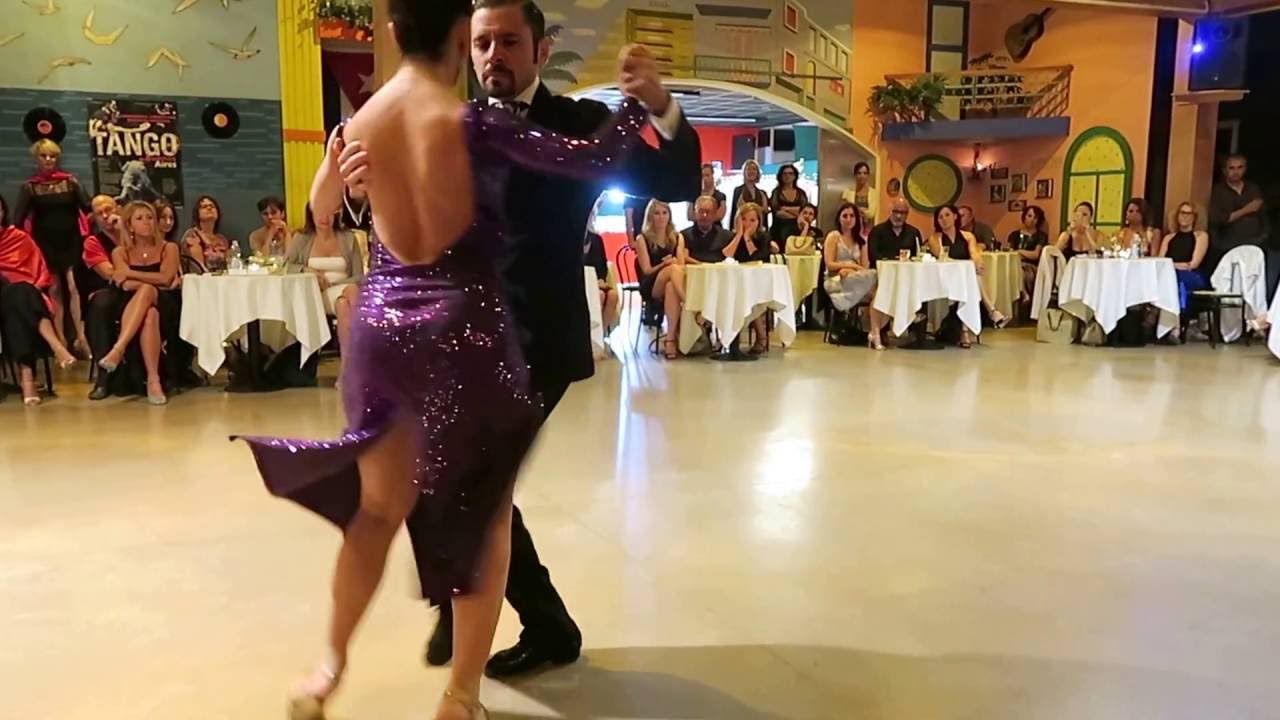 Neri Luciano Piliu y Yanina Quinones