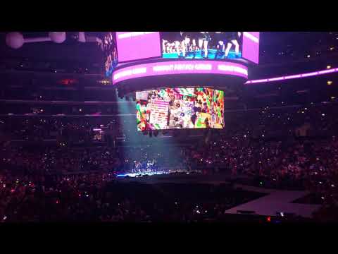 [FANCAM/직캠] fromis_9(프로미스나인), Dreamcatcher(드림캐쳐), Chungha(청하) - Midnight Fantasy Garden @ KCONLA18