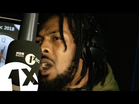 Faultsz drops a live Freestyle for Sir Spyro