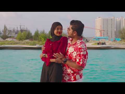 Hiy Beynumey Dhulun - Munaz / Aala