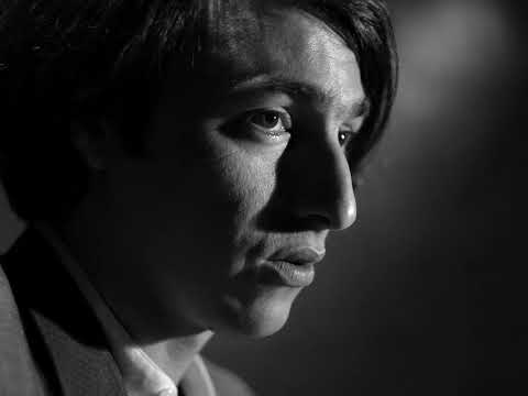 Lo Nuestro - Plumas