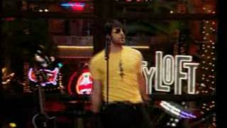 BETO CUEVAS - VUELVO - EN VIVO MUND2