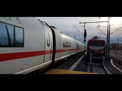 Einfahrt Doppel ICE-3 in Halle (Saale) Hbf auf Gleis 7