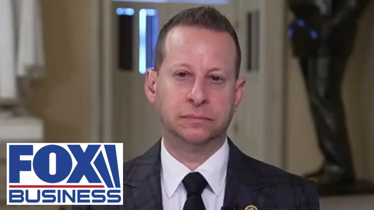 Jewish lawmakers feel 'POLITICALLY HOMELESS' amid surge in antisemitism, Dem rep says