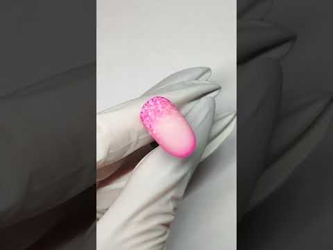 Дизайн с гель-лаком CONFETTI