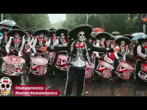 Batalá México con Batalá Mundo en Mega Desfile de Día de Muertos 2019