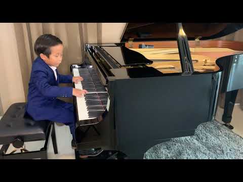 William Gillock: Valse Etude - Suppakrit Payackso (Age 7)