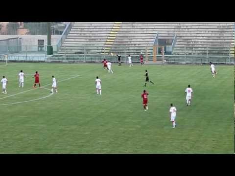 Solobarinews (Alfedena 2012) - Bari-Livorno: attacco Livorno e contropiede Bari