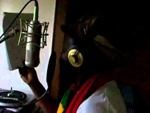 Jamaican Reggae Artist in a hot Live Studio Recording Session (Mikey Fabulous)