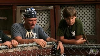 A Gator Lesson for a Young Volunteer | Gator Boys