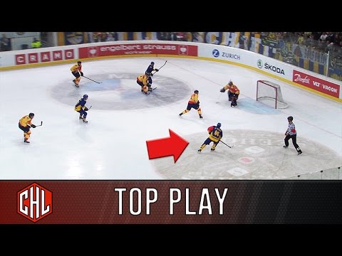 HC Davos: That last pass though! | Top Play
